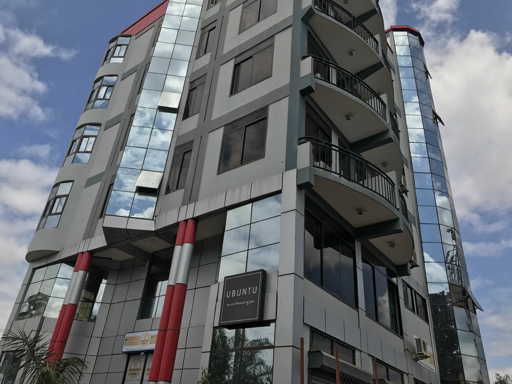 Hotel Dreamstone Moshi Exterior foto